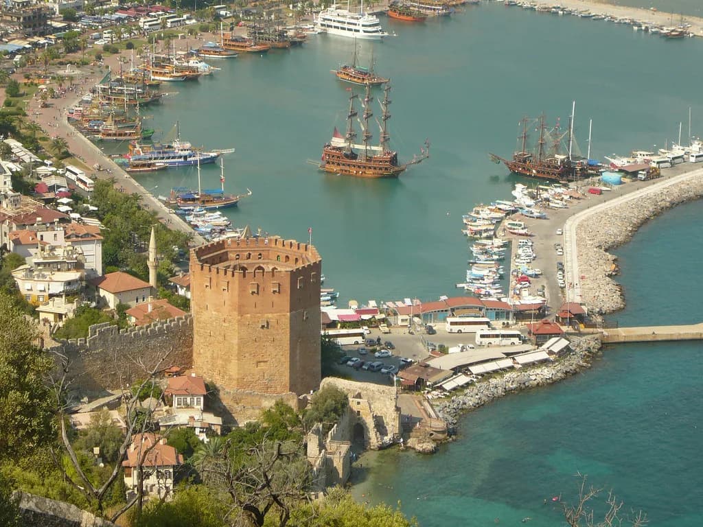 Alanya Excursions: Boat Trips, Jeep Safaris and Day Tours
