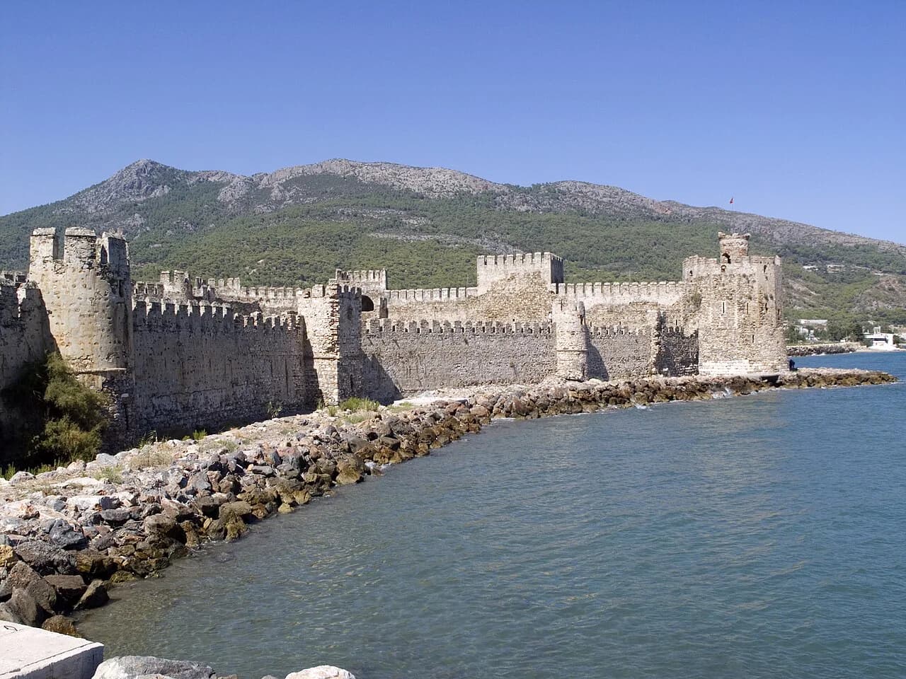 Anamur, Turkey: Mamure Castle, Anemurium and What to See