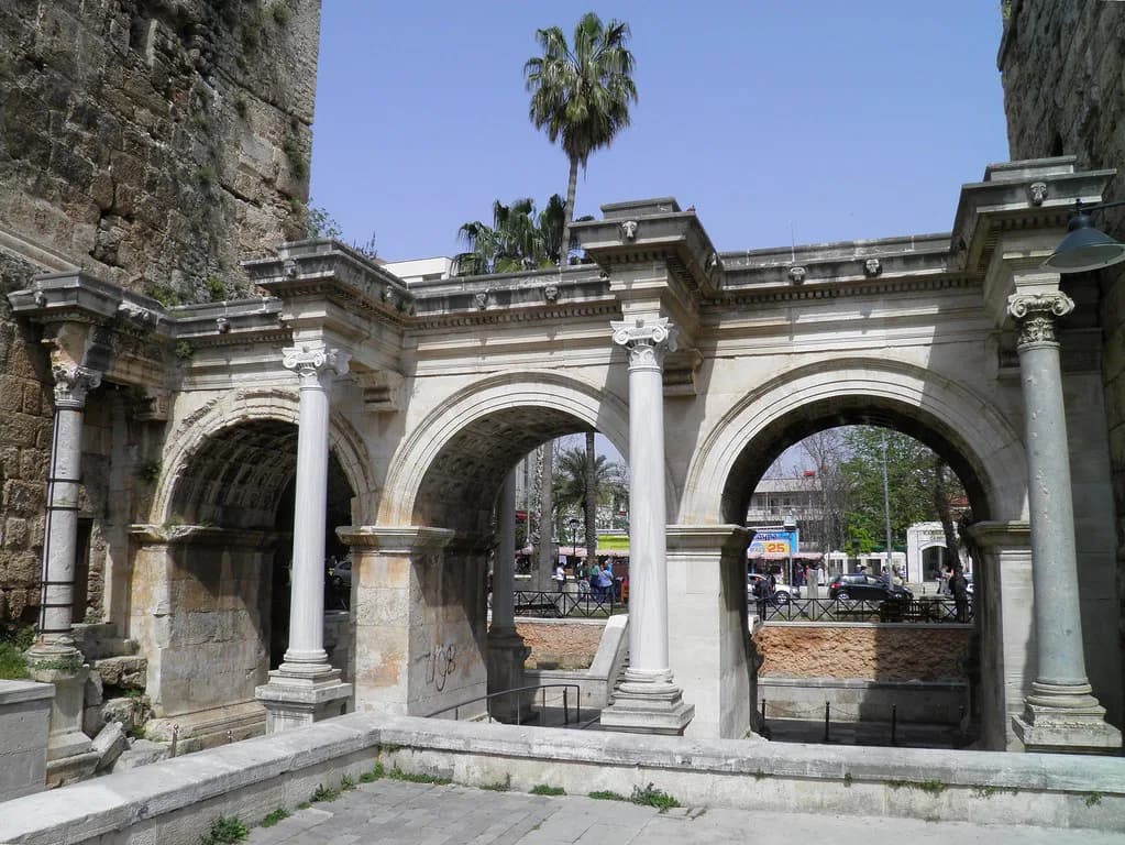 Antalya Bazaar: What to See, Buy and How to Haggle