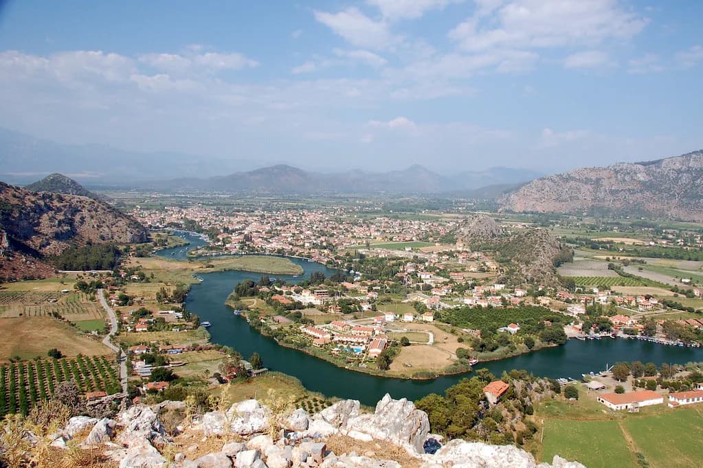 Best Restaurants in Dalyan: Where to Eat by the River