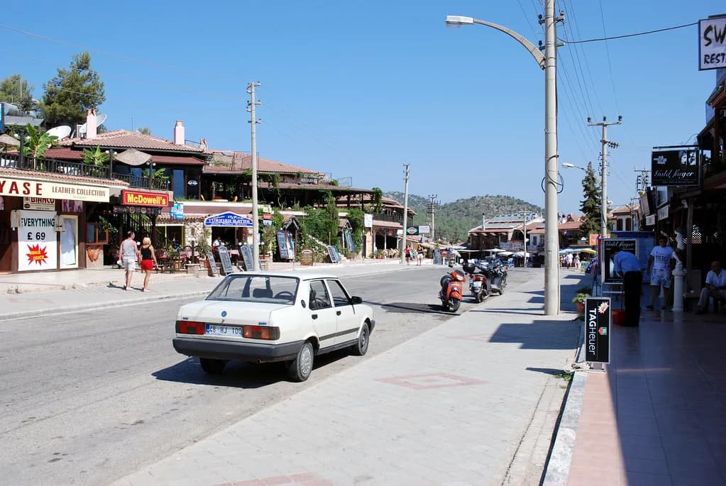 Best Restaurants in Hisaronu: Where to Eat in the Resort