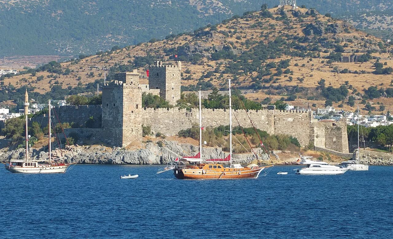 Bodrum Excursions: Boat Trips, Ancient Sites and Day Tours