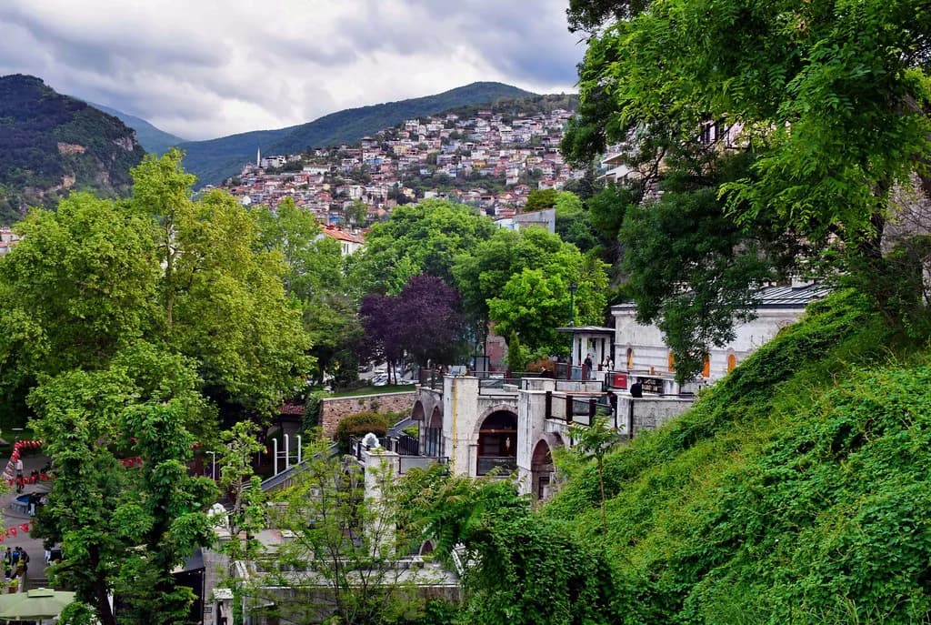 Bursa Itinerary: Plan 1–4 Days in the Ottoman Capital