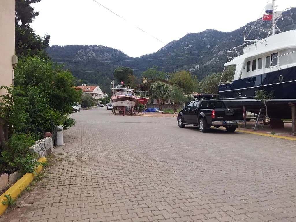 Day Trips from İçmeler: Marmaris, Dalyan, Pamukkale and the Coast