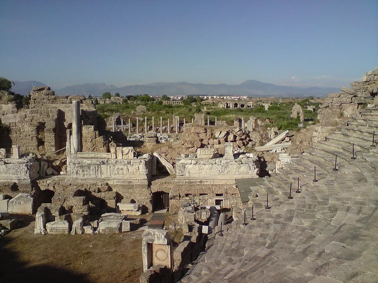 Day Trips from Side: Tours, Ancient Sites and Nearby Towns
