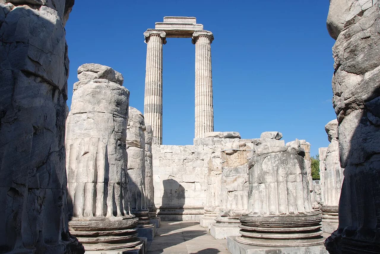 Didyma: Temple of Apollo Guide for Visitors