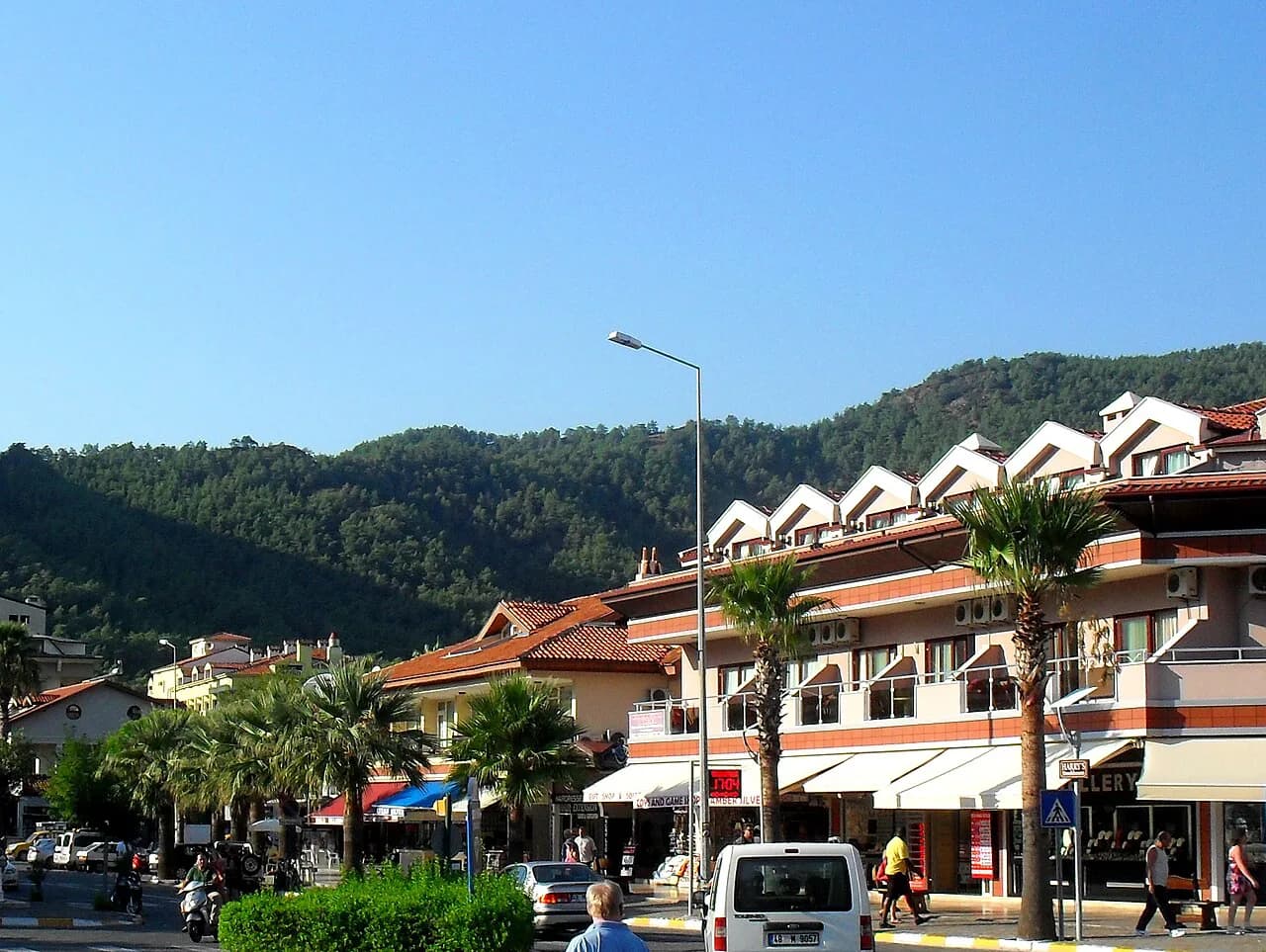 İçmeler Map: How the Resort and Harbour Fit Together