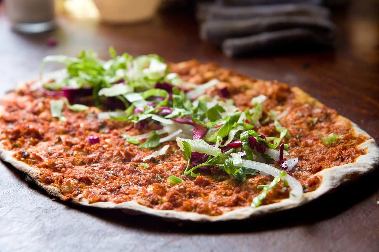 Lahmacun in Turkey: What It Is and How to Eat It