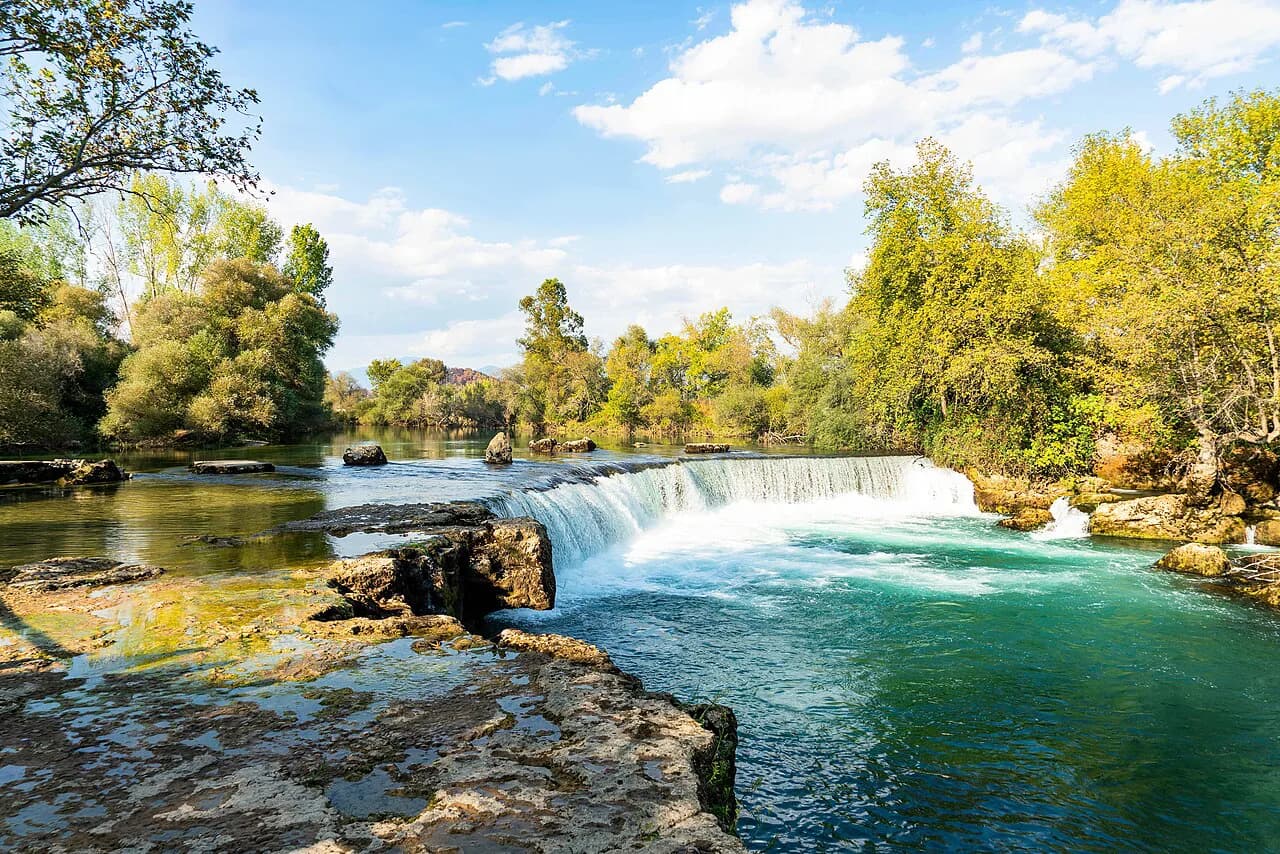 Manavgat Waterfall: What You See and How to Get There