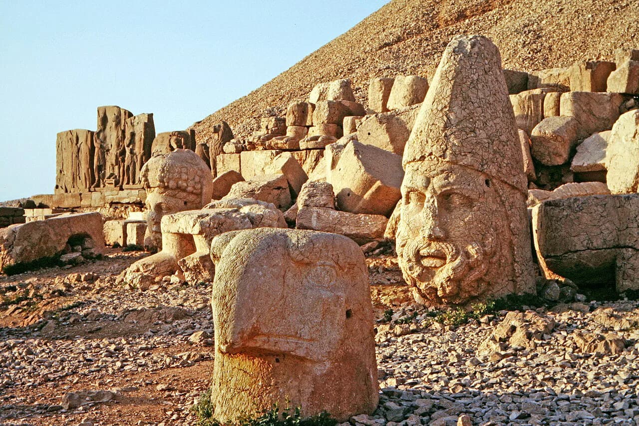 Mount Nemrut: Visiting the Summit, Statues and Getting There