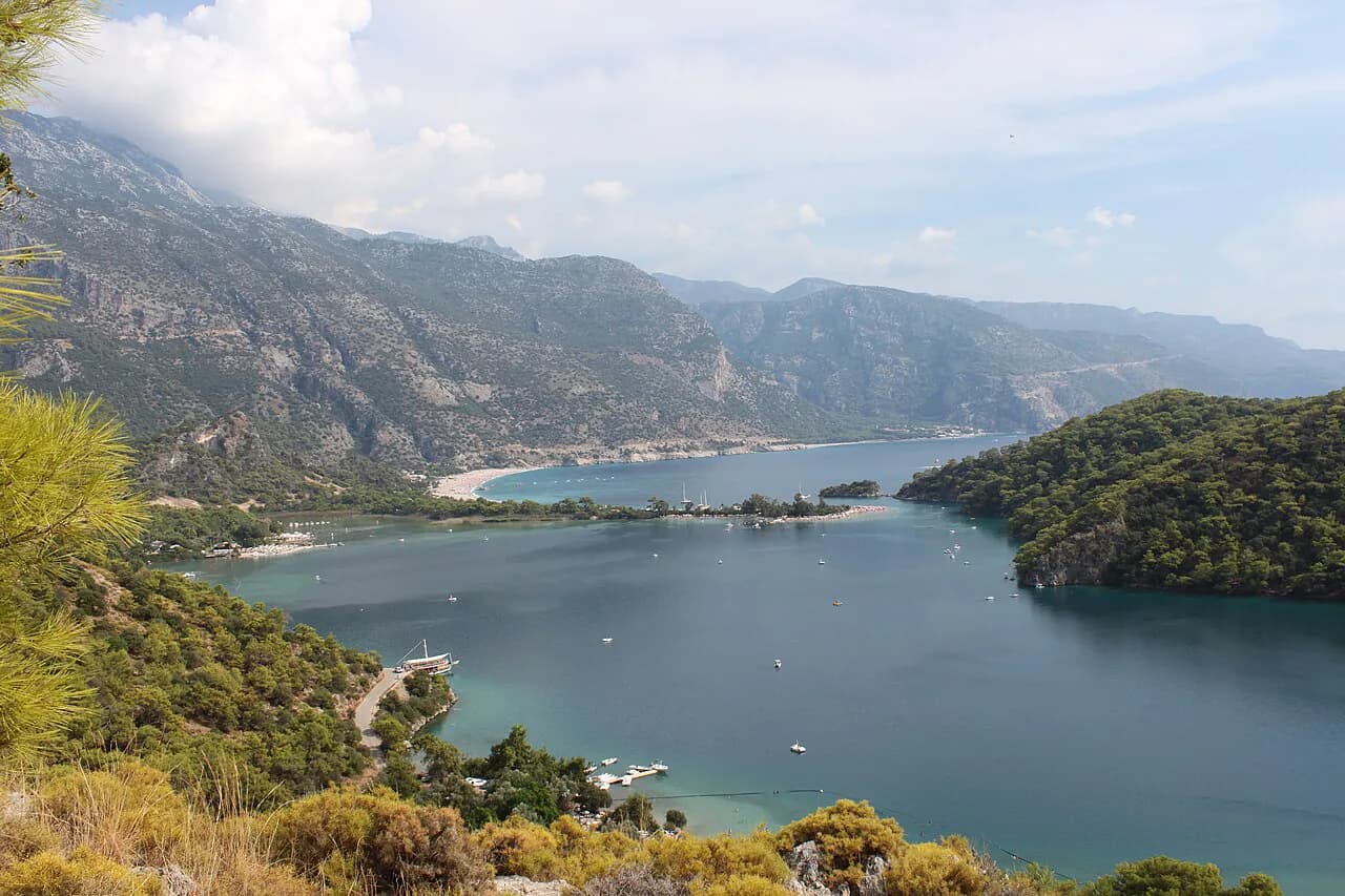 Ölüdeniz Boat Trips: Routes, Boat Types and What's Included