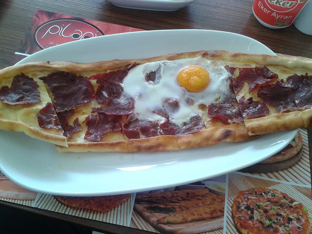 Pide in Turkey: What It Is and How to Order It