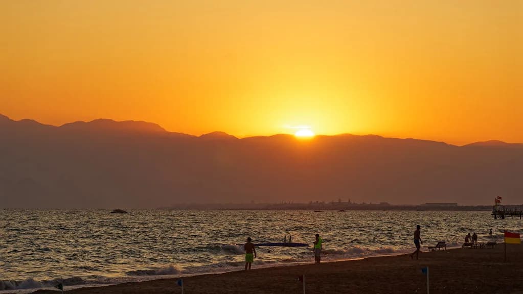 Shopping in Belek: Markets, Malls and Local Shops