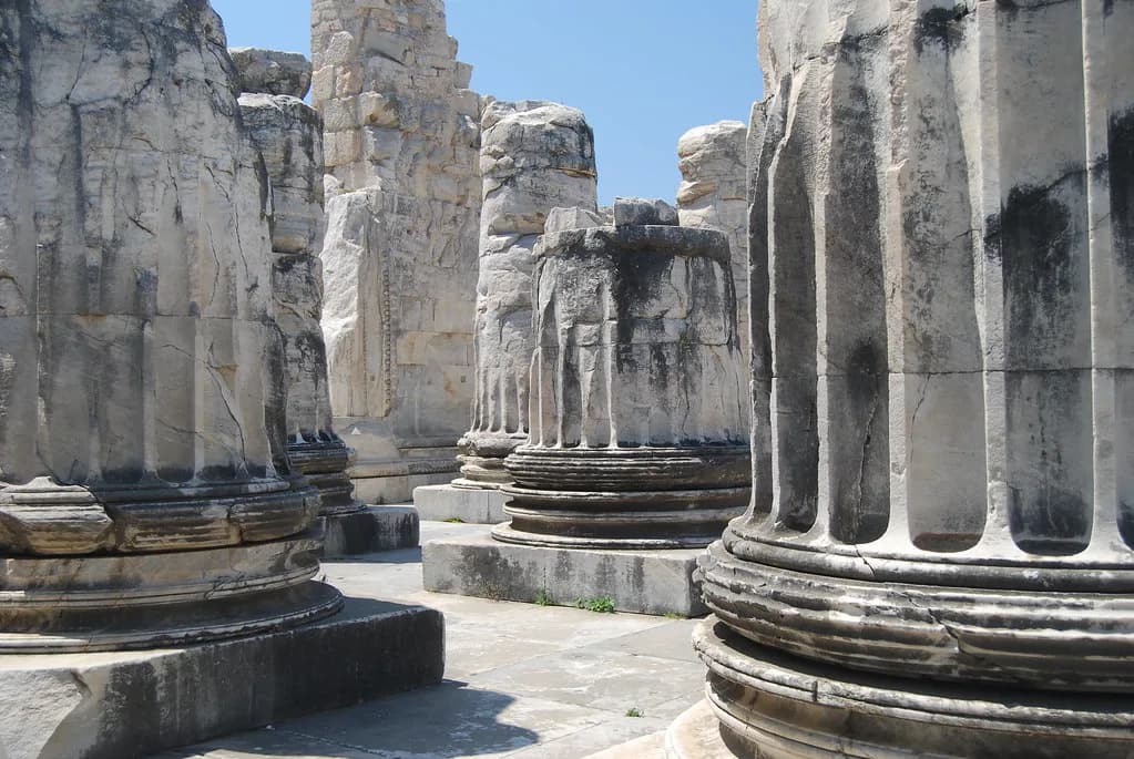 Shopping in Didim: Markets, Malls and Altınkum Shops