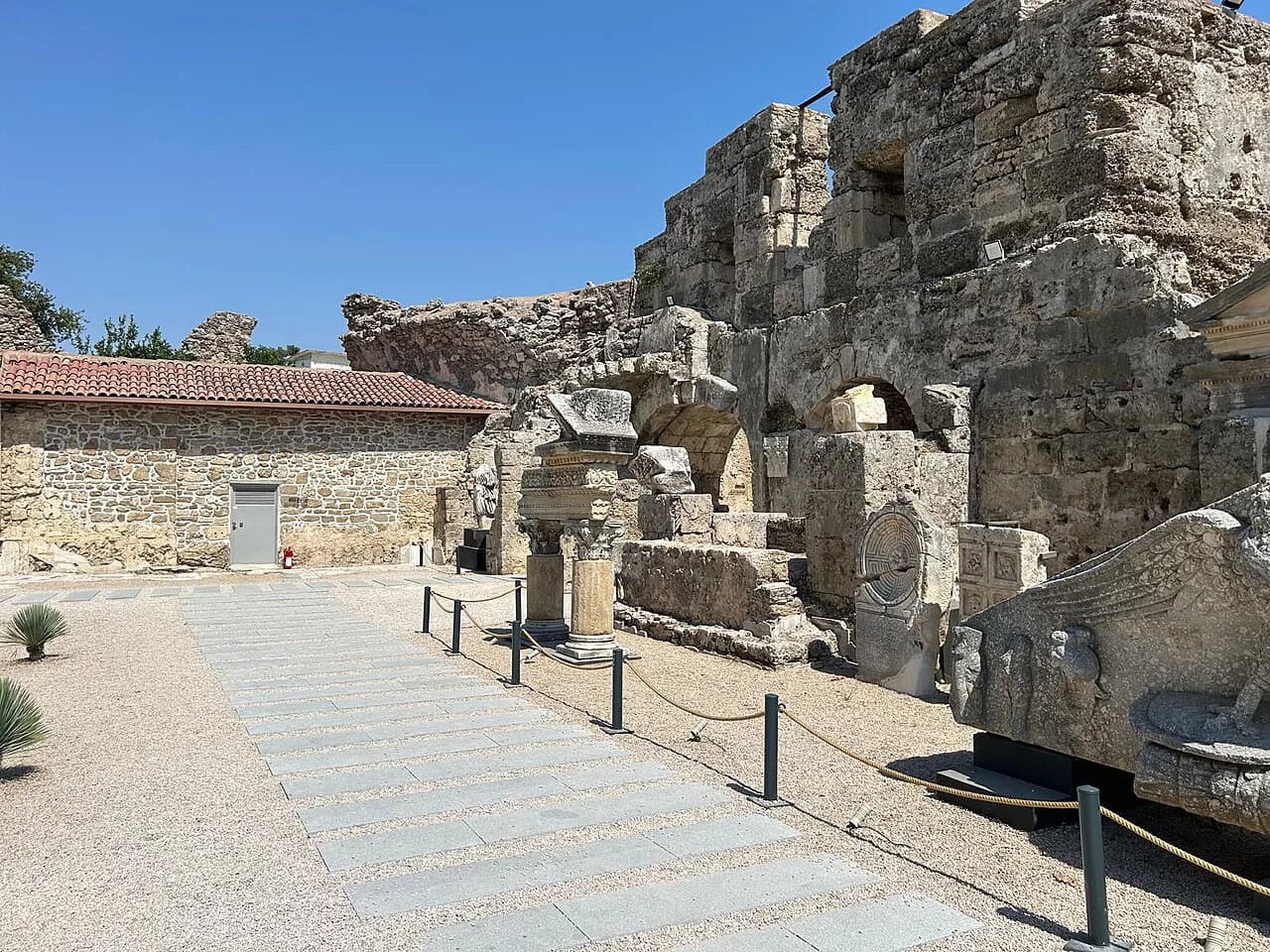 Side Ruins: The Ancient City, Theatre and Harbour Temples