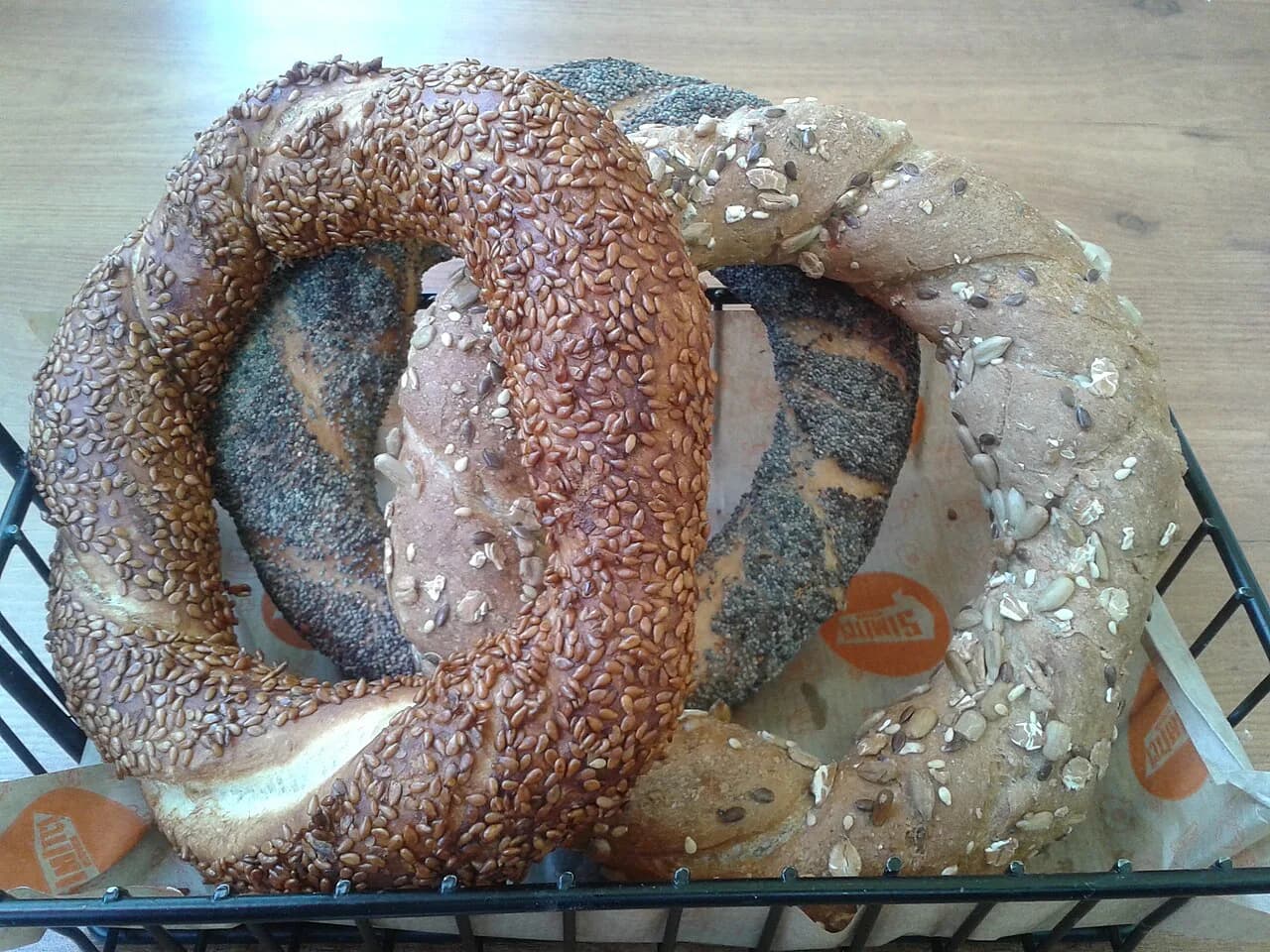 Simit: What Turkey's Sesame Bread Ring Is and How to Eat It
