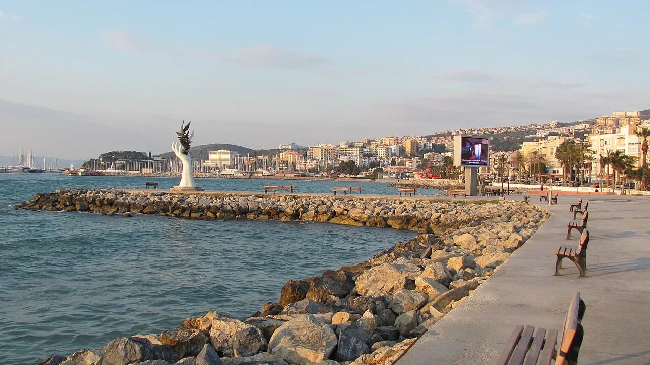 Turkish Baths in Kuşadası: What Happens and What to Expect