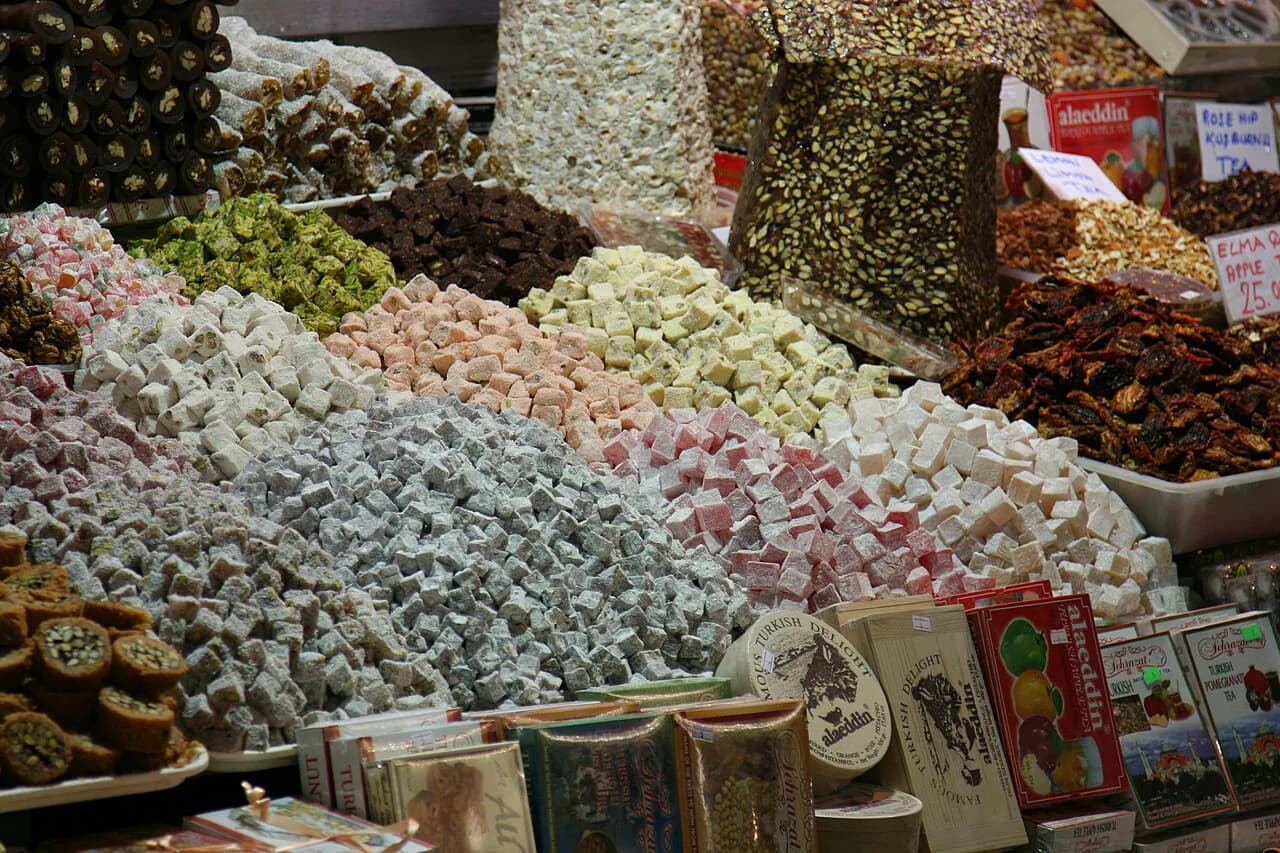 Turkish Delight (Lokum): What It Is, Types and How to Buy It