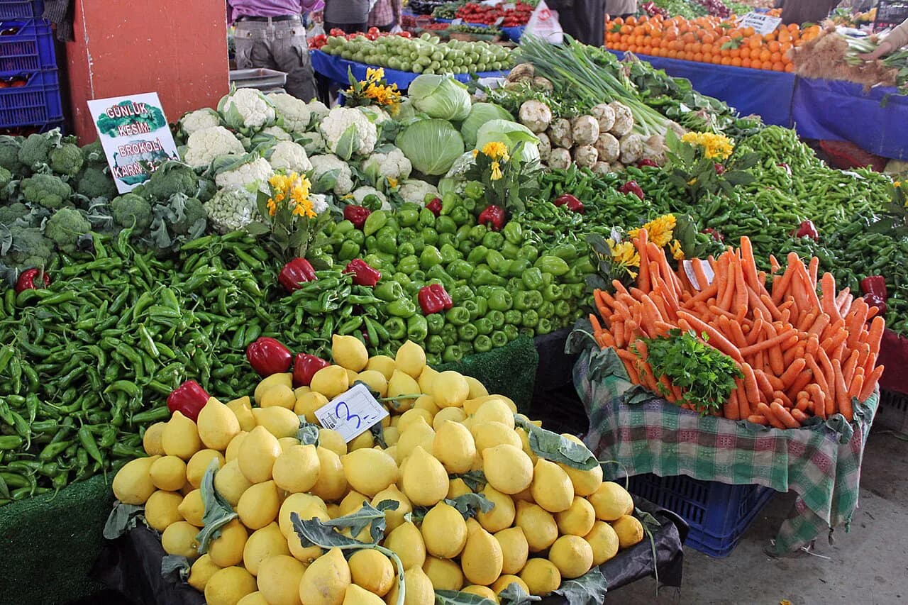 Antalya Market Guide: Friday Produce Market & Old Bazaar