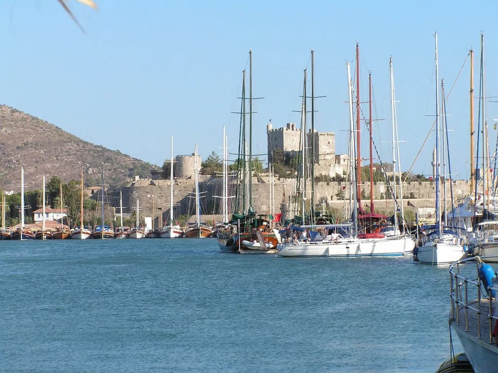 Shopping in Bodrum: Bazaars, Boutiques and Malls