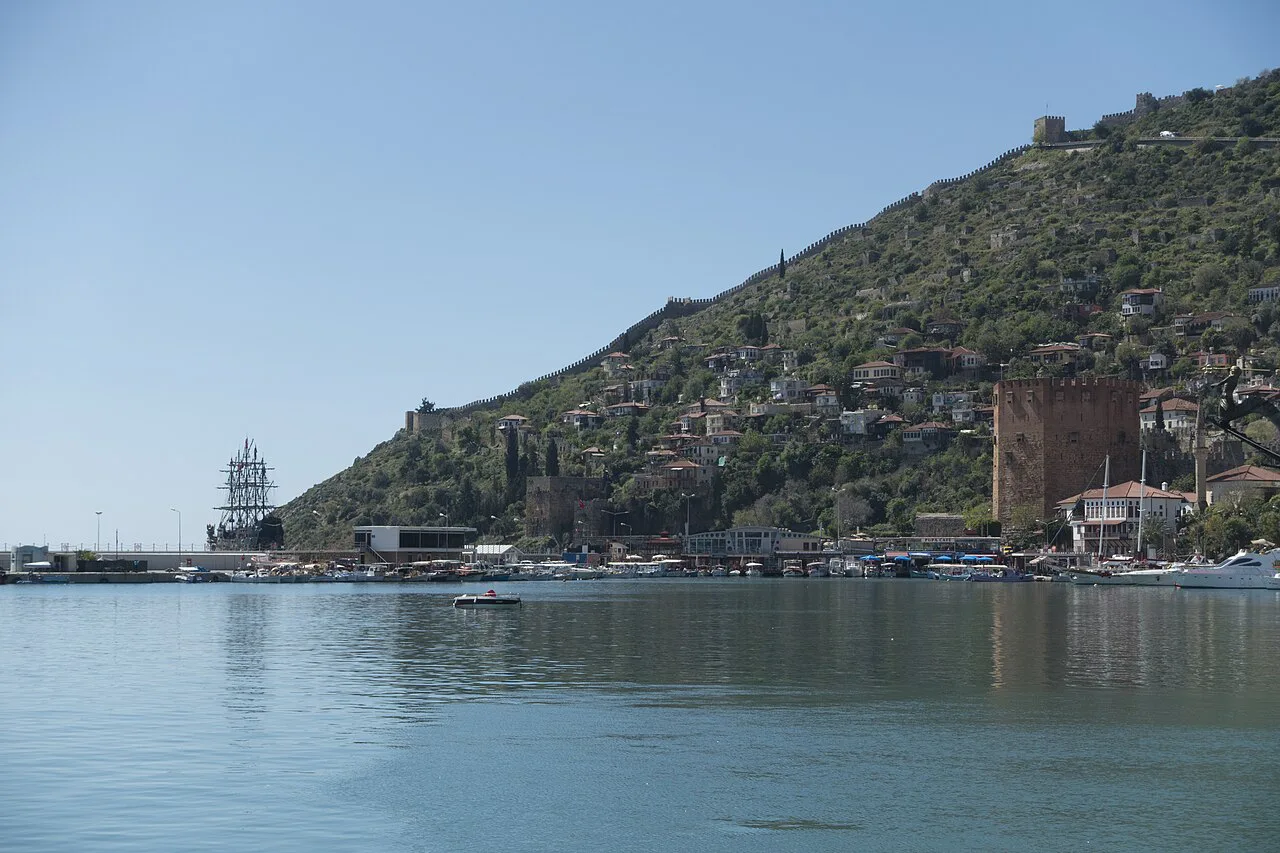 Alanya harbour with the Red Tower below the castle hill.