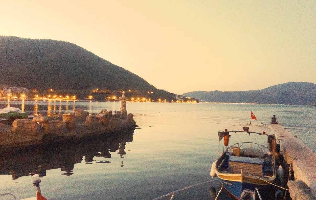 İçmeler Bay at dusk.