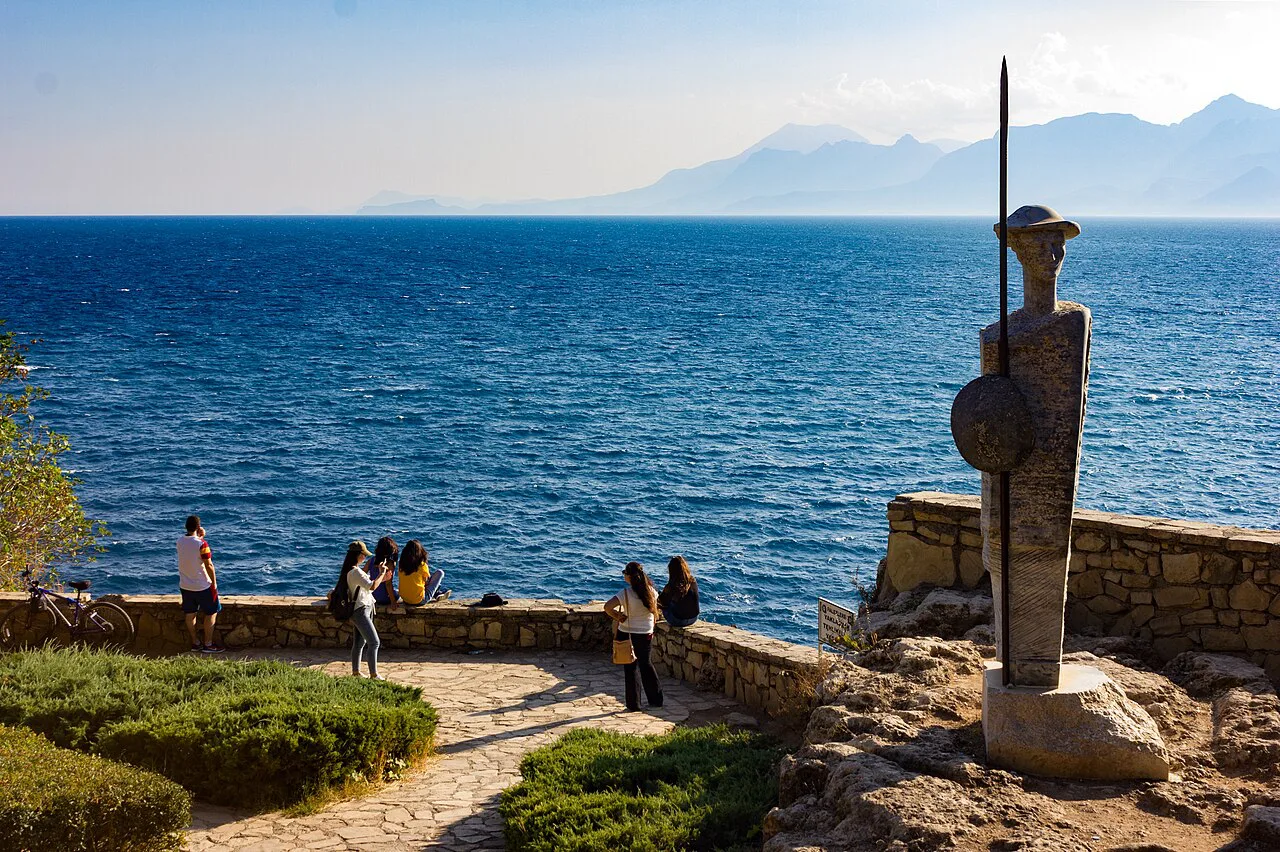 A statue on the clifftop in Karaalioğlu Park, overlooking the sea.