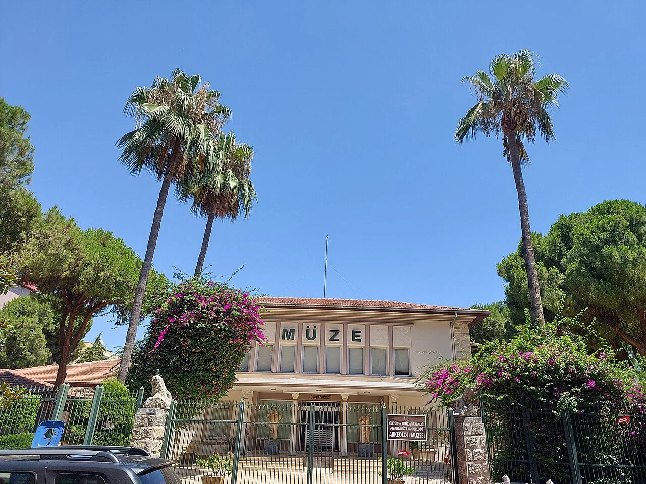 Entrance to Alanya Archaeological Museum.
