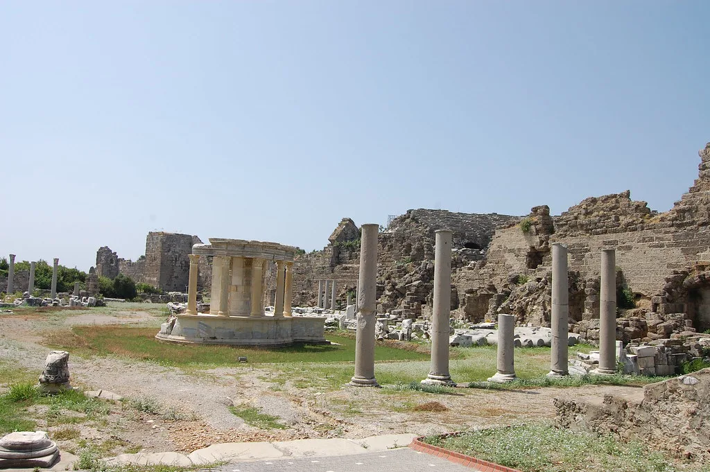Ancient columns among the ruins of Side.