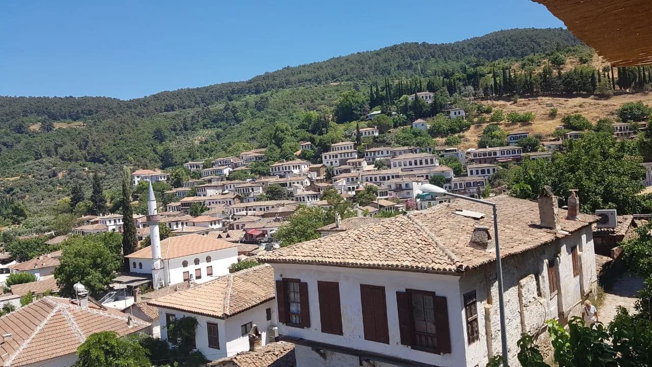 Traditional houses and tiled roofs in Şirince.